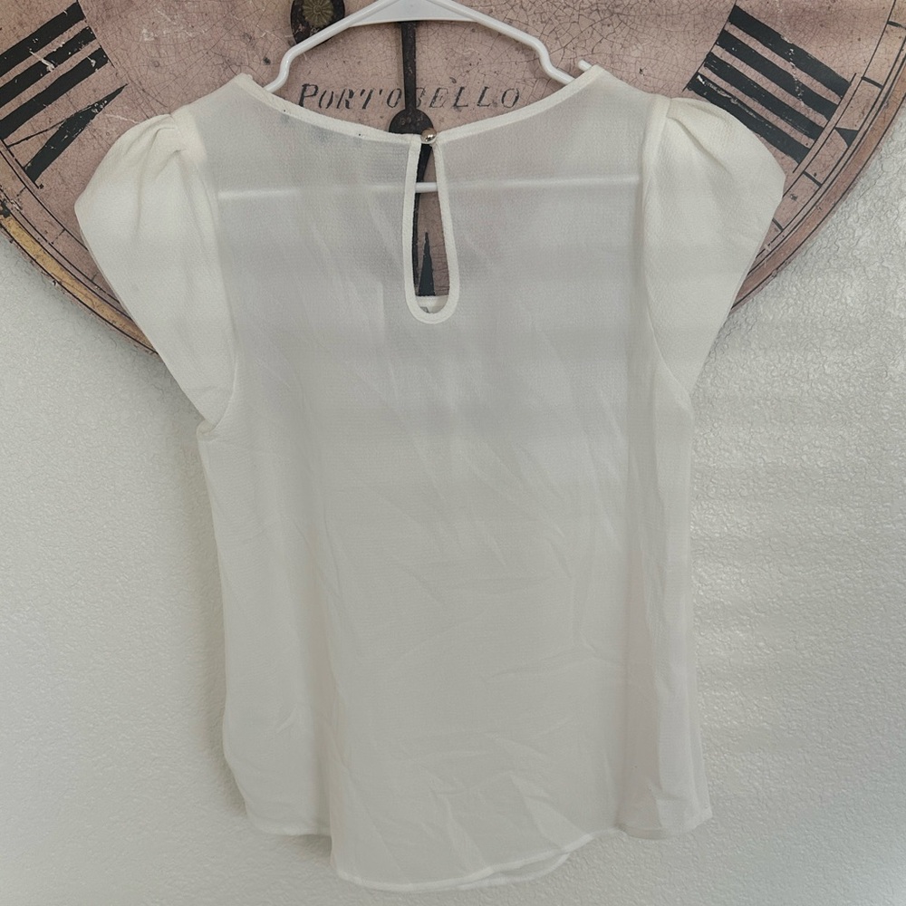 Papermoon Cream Keyhole Short-Sleeve Blouse